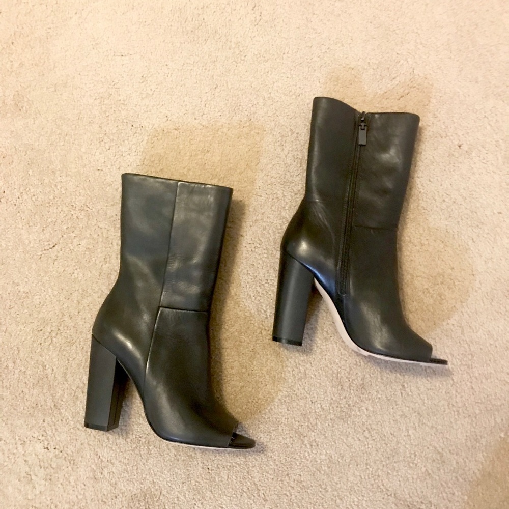 Tahari Olive Boots